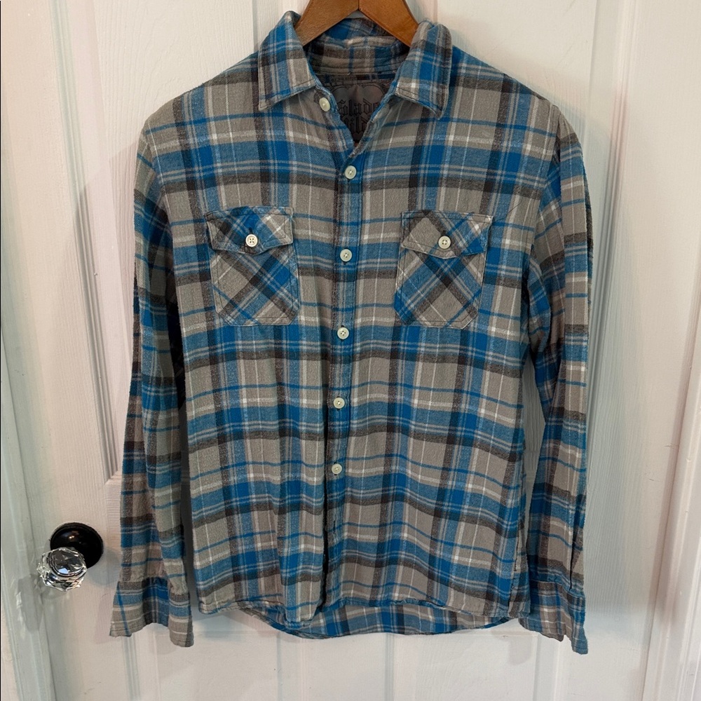 Men's Blue & Gray Plaid Casual Button-Down Shirt